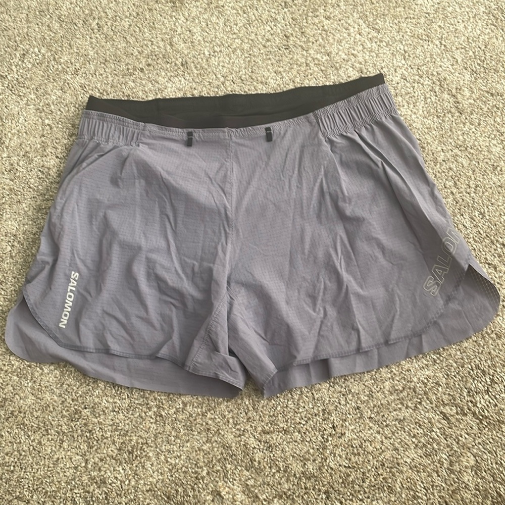 Salomon Sense Aero 5” women’s running shorts - size Large